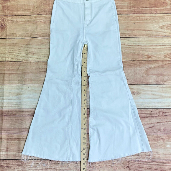 We The Free People Flare Pants Size 26 High Waist Wide Leg Raw Hem Winter White - Picture 5 of 10